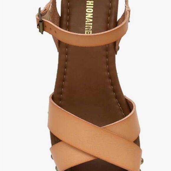 CUSHIONAIRE Women's Slate Faux Wood Sandal Worn once size 6 Adorable - Picture 4 of 4